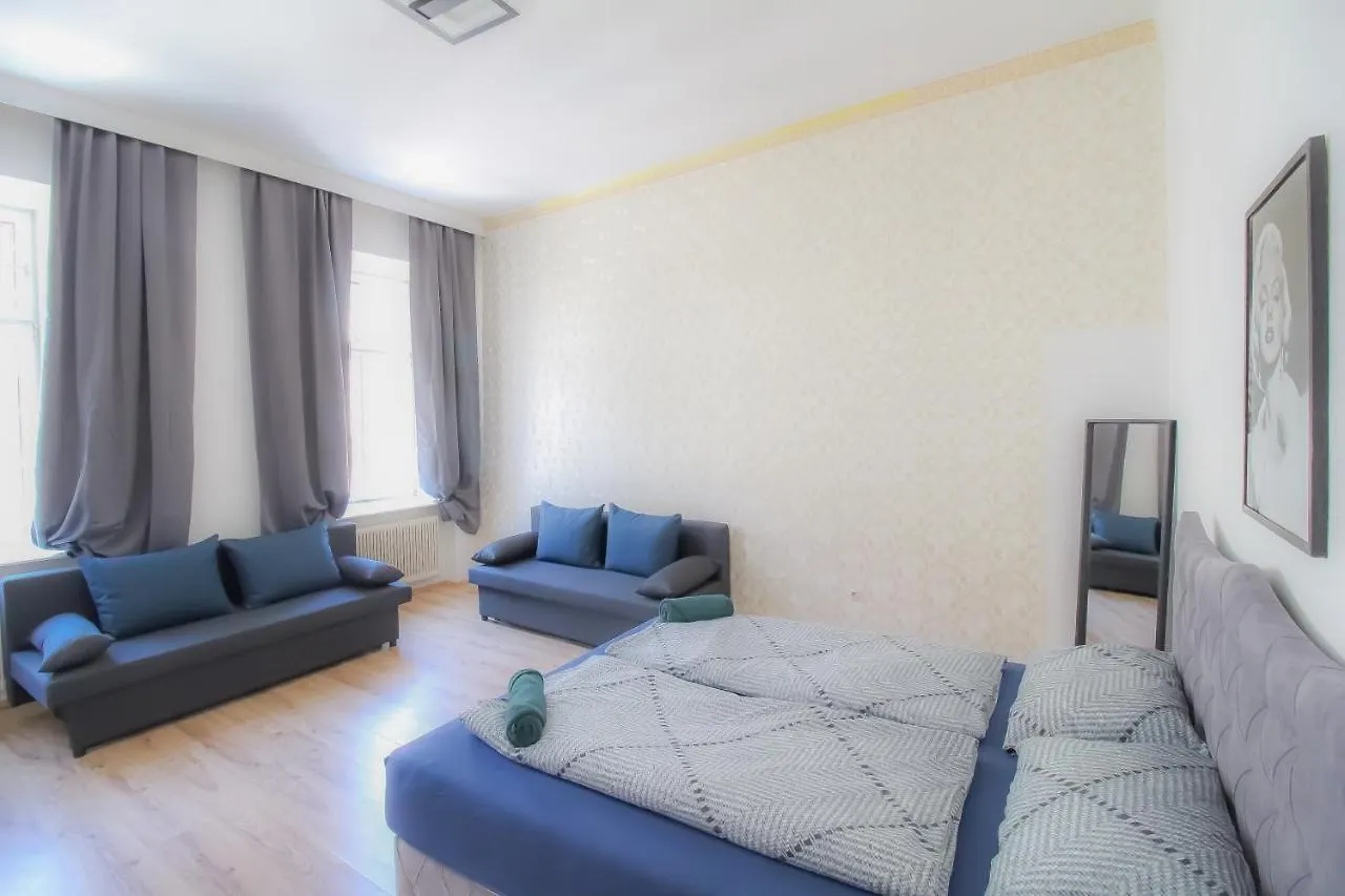 Ss Family 3 Bedroom Apartment In Praterstern Area Dw8 Vídeň