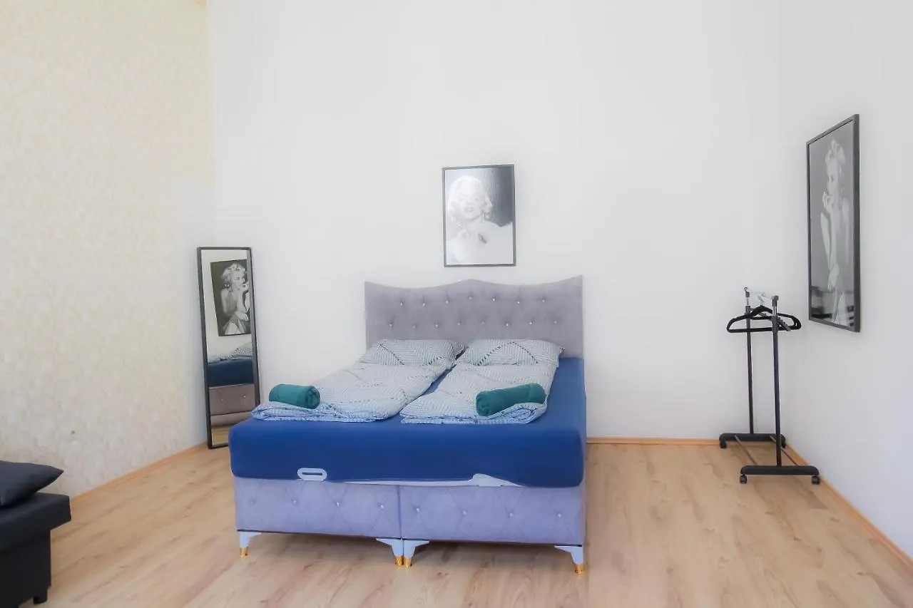 Ss Family 3 Bedroom Apartment In Praterstern Area Dw8 Vídeň